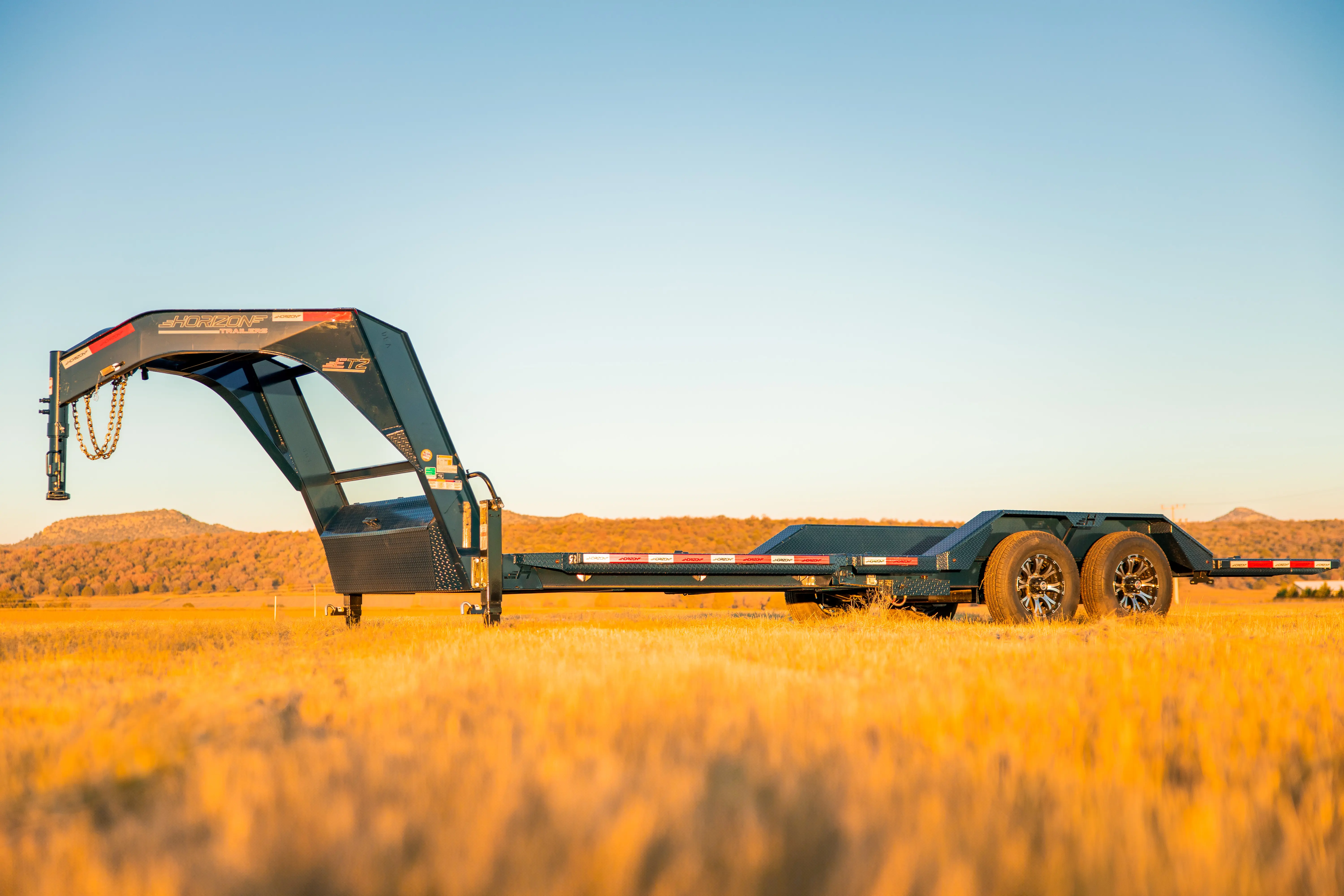 horizon trailers img